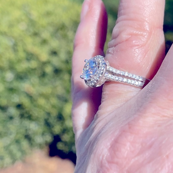 Sterling Silver Engagement & Wedding Rings in heavy sterling! Gorgeous on hand! - Picture 9 of 11